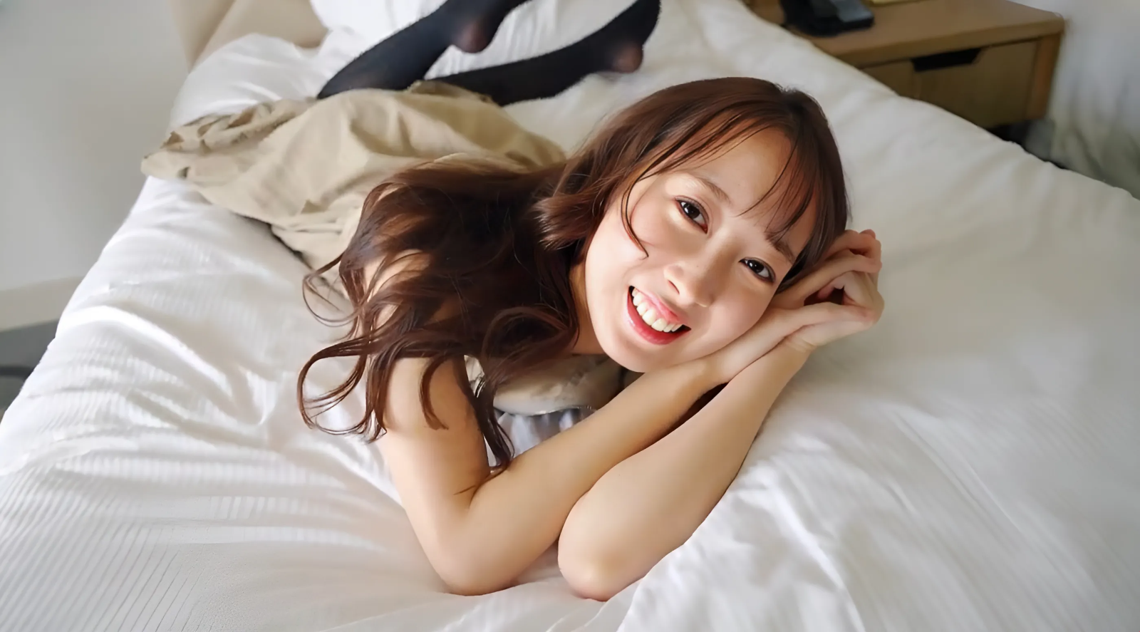 SQTE-477 恥ずかしがり屋の女の子にセックスを教える