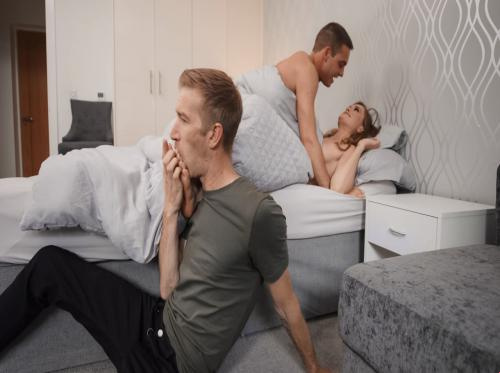 A irmã faz sexo com o irmão que tem um pau enorme A irmã faz sexo com o irmão que tem um pau enorme
