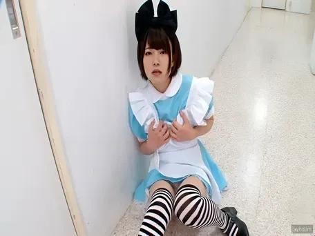 Cô gái cosplay để thủ dâm và cái kết