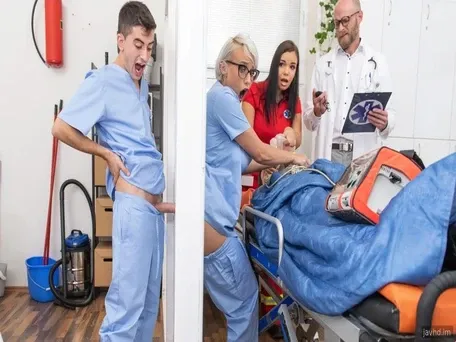 Quand l'infirmière est excitée pendant les heures de travail